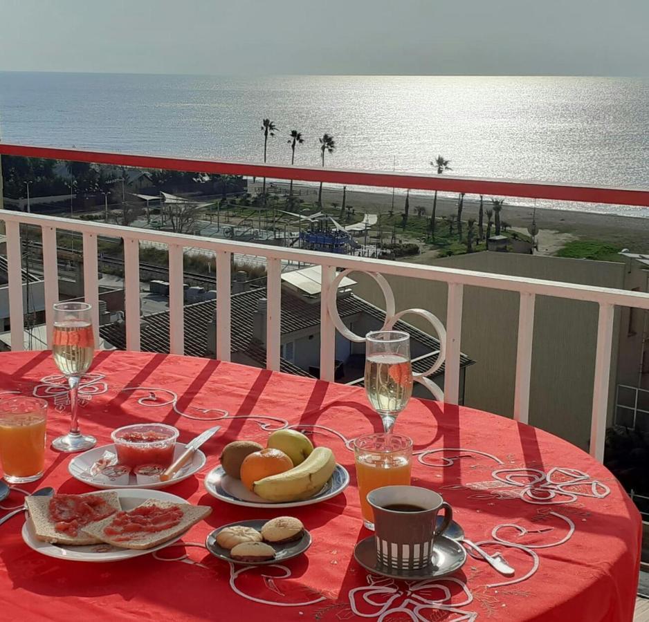 Ferienwohnung Terraza Al Mar Pineda de Mar Exterior foto