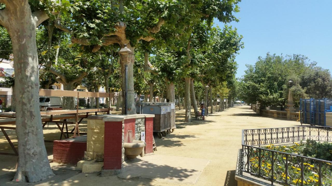 Ferienwohnung Terraza Al Mar Pineda de Mar Exterior foto